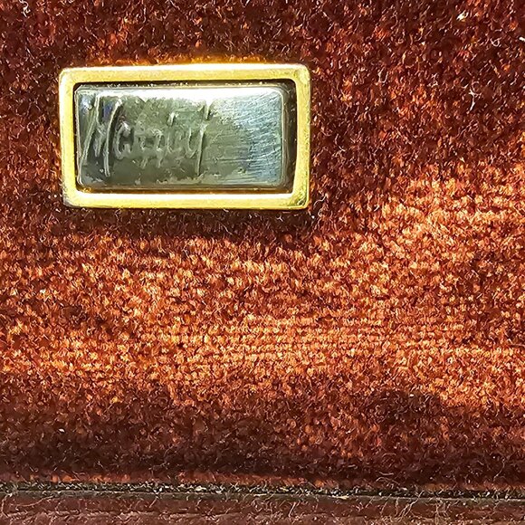 Vintage small lady shoulder purse. - Picture 2 of 2